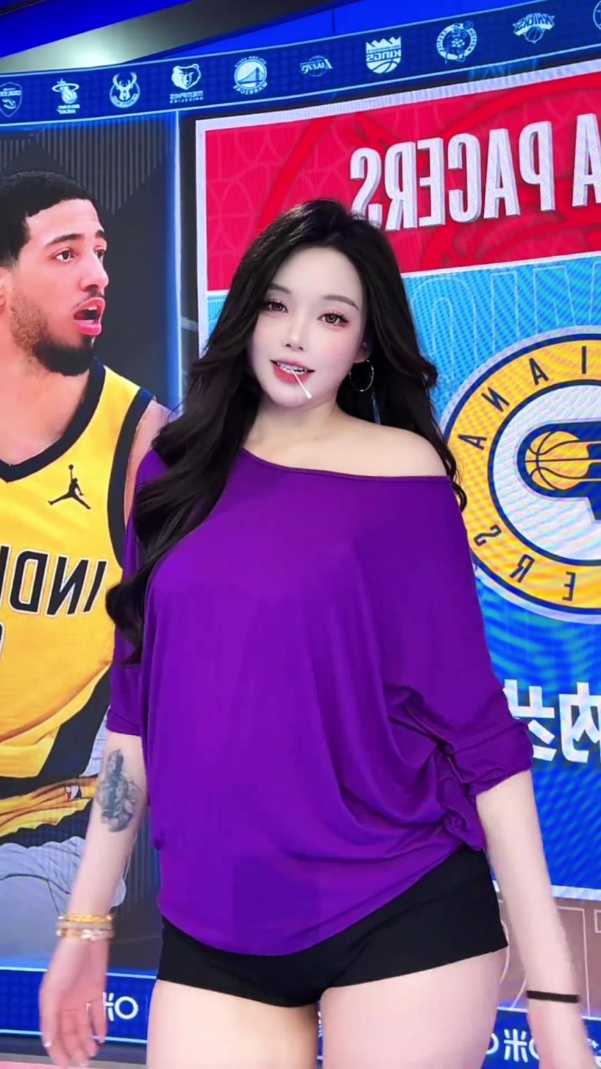 美女主播小太陽：年輕的將軍意氣風(fēng)發(fā)！ 哈利伯頓強(qiáng)的可怕